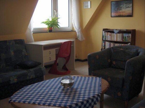 TV, DVD player, stereo