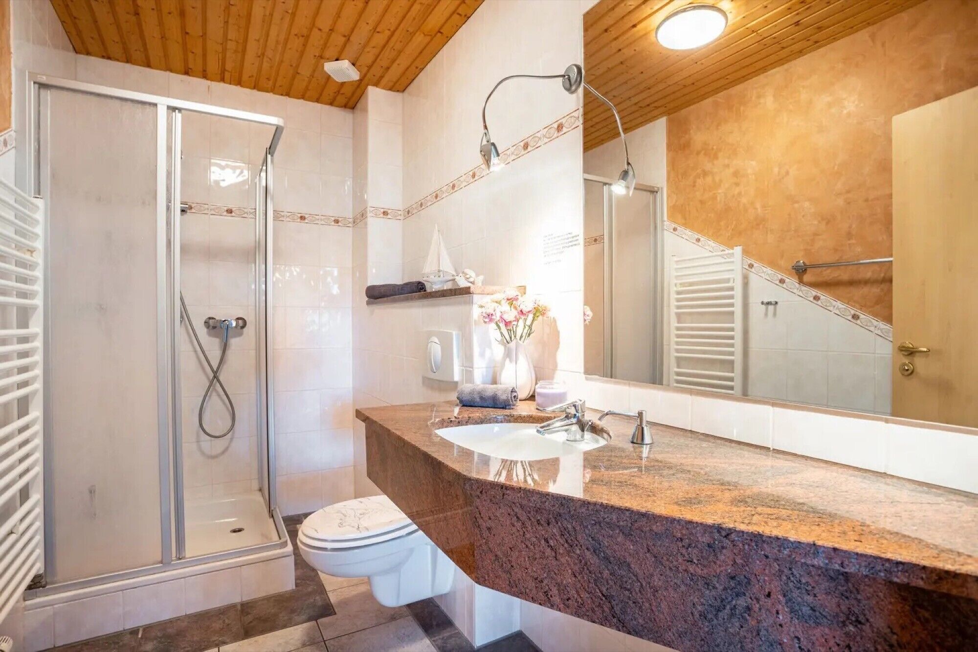 Shower, towels