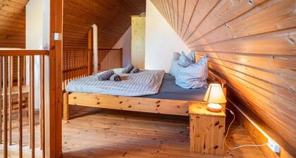 Ferienwohnung 'Falkenturm' mit Seeblick, privater Terrasse und Wi-Fi