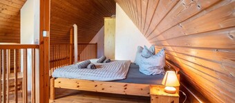 Apartment 'Falkenturm' with Lake View, Private Terrace and Wi-Fi