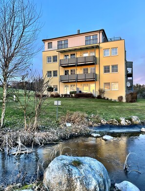 Exterior - Suite 'Seelixir' with Lake View, Shared Garden and Wi-Fi (Spalt / Enderndorf am See)