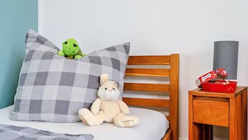 2 Schlafzimmer, Bügeleisen/Bügelbrett, kostenloses WLAN