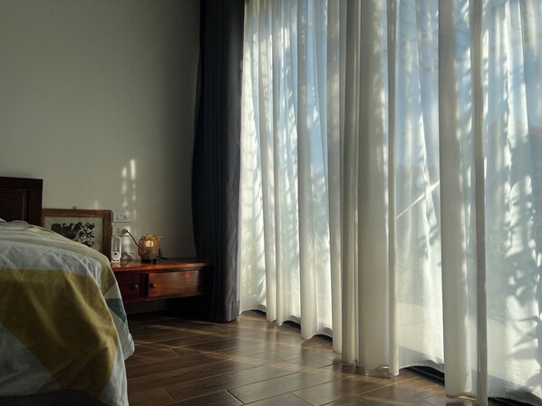 2 bedrooms, WiFi - Charming 2-bedroom house in enchanting Hà Nội with WiFi, AC (Hà Nội)