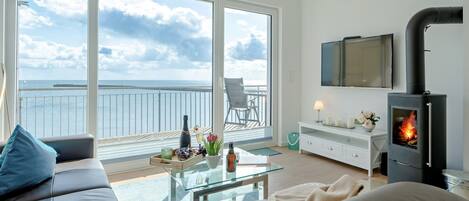 Televisio, takka, DVD-soitin