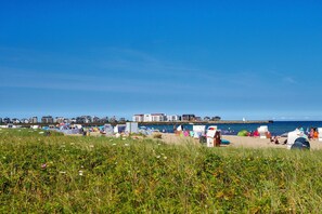 Beach nearby - Apartment 'Kleine Auszeit By Seeblick' with Sea View, Shared Garden and Wi-Fi (Kappeln)