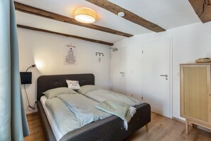 1 bedroom, free WiFi - Room 'Doppelzimmer 3' with Wi-Fi (Schwalmstadt)