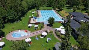 Pool - Apartment 'Francois' with Private Terrace and Wi-Fi (Höchenschwand)