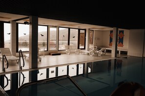 Innenpool, beheizter Pool