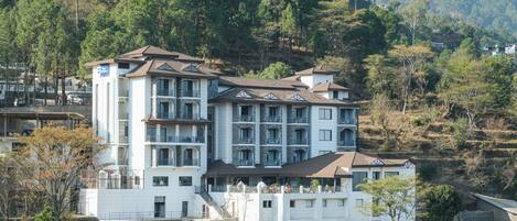 Konaklama yerinin ön cephesi