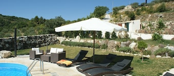 Apartment No. 3 in the country house in the middle of the olive grove