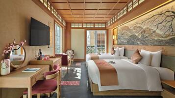 Hanabira, City View, 2 Twins Bed with Balcony