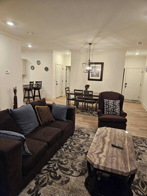 Apartment, 2 Bedrooms, Smoking | Dining room - Madison Cozy House for Comfort and Relaxation (Madison)