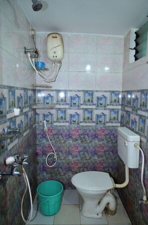 Ducha y cabezal de ducha tipo lluvia