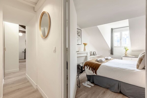 1 bedroom, iron/ironing board, travel cot, WiFi