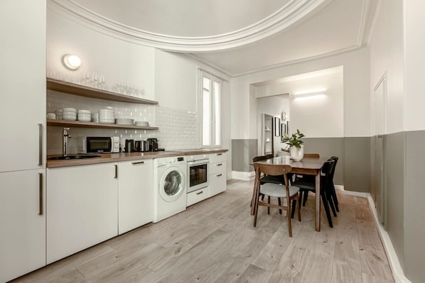 Fridge, microwave, oven, dishwasher