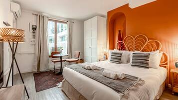 1 slaapkamer, een strijkplank/strijkijzer, reisbedje, wifi