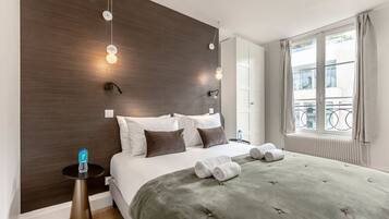 2 chambres, fer et planche à repasser, lit parapluie, Wi-Fi