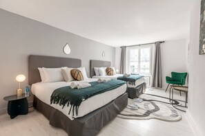 2 bedrooms, desk, iron/ironing board, travel crib