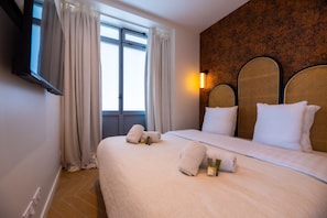 1 bedroom, iron/ironing board, travel cot, free WiFi