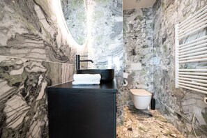 Assecador de cabells i tovalloles 