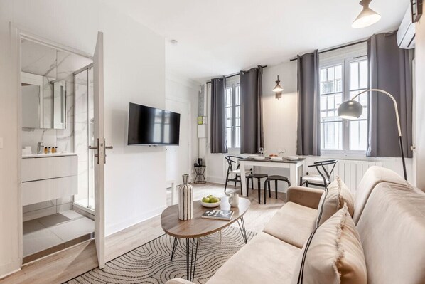 TV - A2.République#Marais#1BedRoom#Paris03#AC (Paris)