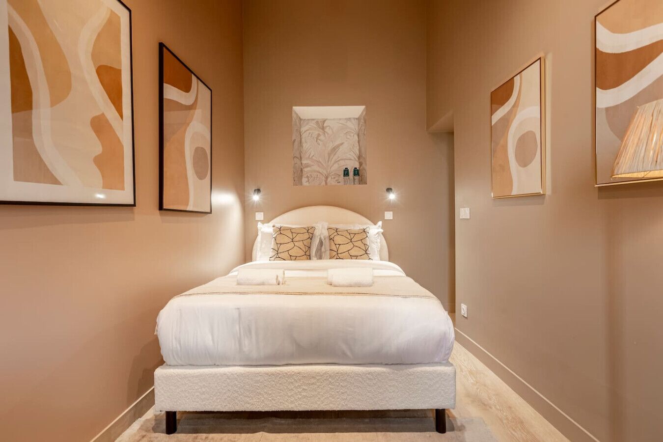 1 bedroom, iron/ironing board, travel crib, WiFi