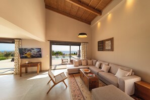 Smart TV - Villa Elysia-Luma Villas (Kallithea)