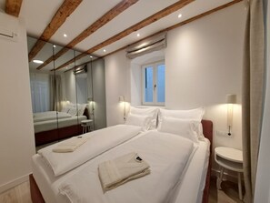 Deluxe Condo, Non Smoking, Pets not allowed