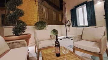 Superior Condo, 1 Bedroom, Non Smoking, Balcony | Terrace/patio