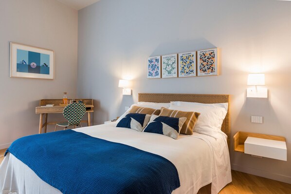 4 bedrooms, iron/ironing board, free WiFi, bed sheets