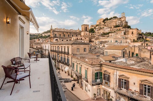 Luxury apartment in Modica centre