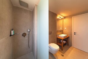 Hair dryer, towels