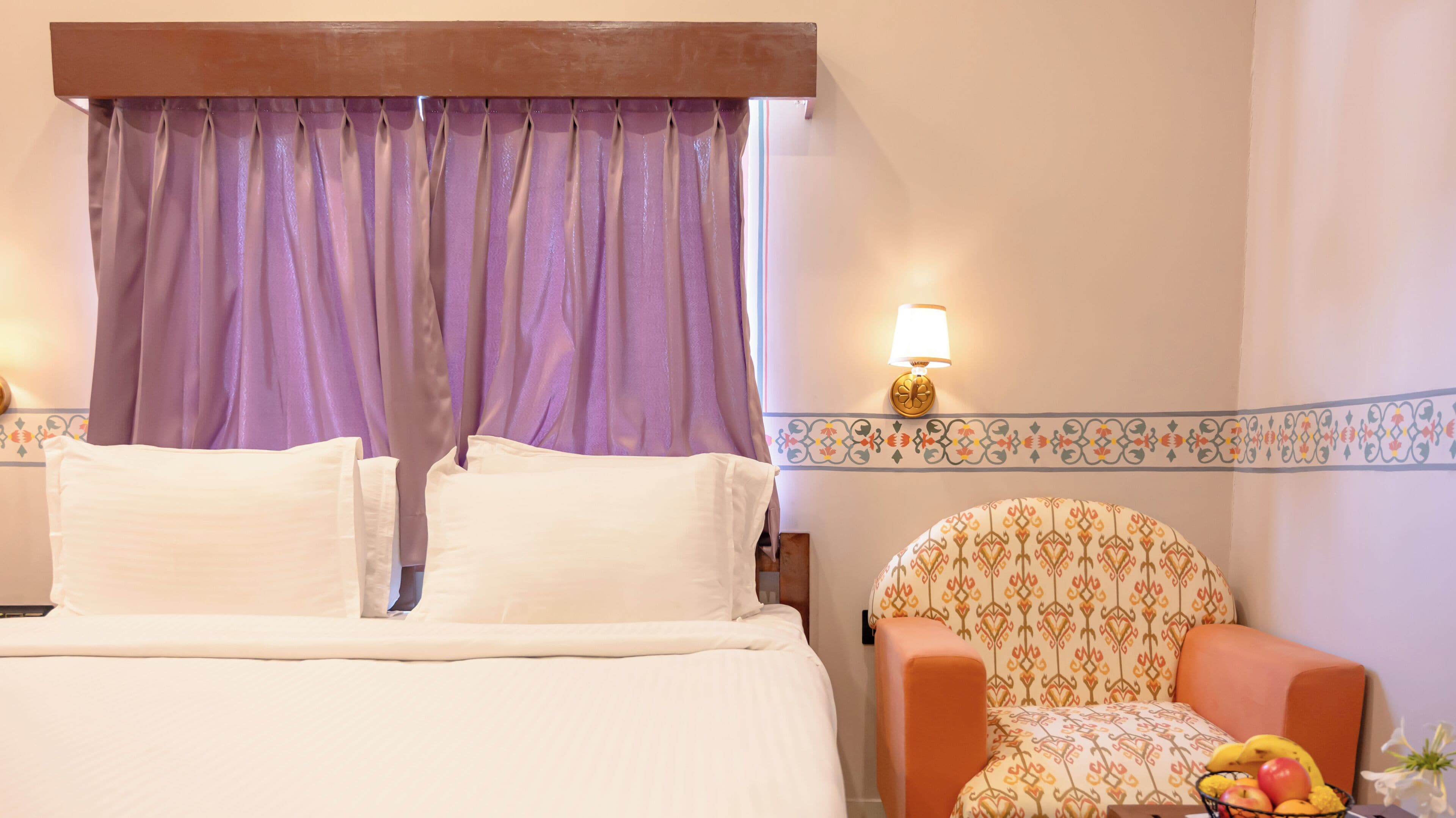 Deluxe Room | In-room safe, desk, blackout drapes, iron/ironing board