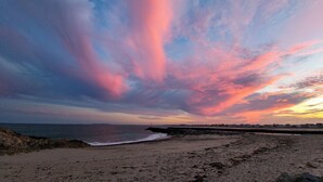 Solsenger og strandhåndklær