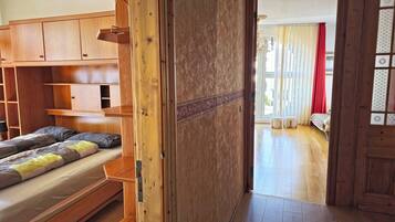 3 chambres, bureau, fer et planche Ă repasser, Wi-Fi gratuit