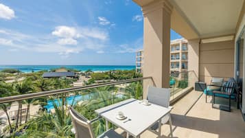Apartment (402) | Balkon