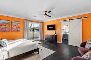 4 chambres, fer et planche à repasser, lit parapluie, Wi-Fi