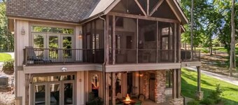 Lakefront Getaway~Dock~Fire Pit~Kayak & Games!
