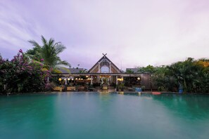 Ngoại thất