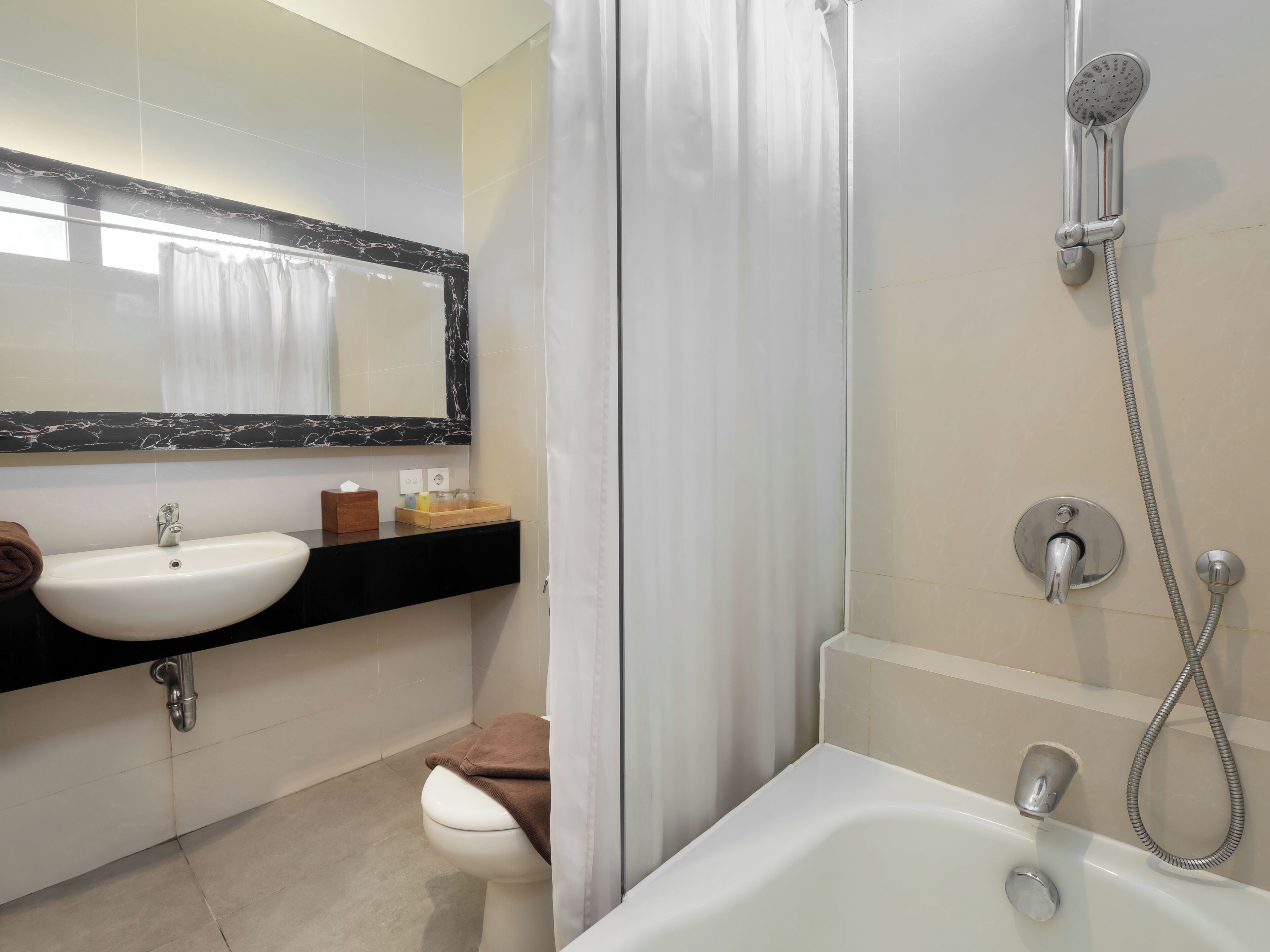 Shower, free toiletries, towels, soap