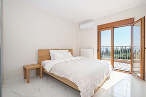 4 dormitorios, tabla de planchar con plancha, wifi y ropa de cama