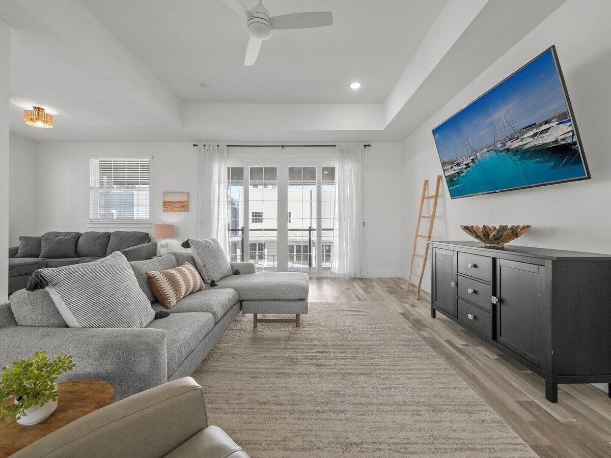 Photo 10 of Cortez 17- 4 Bedroom home close to the beach and downtown