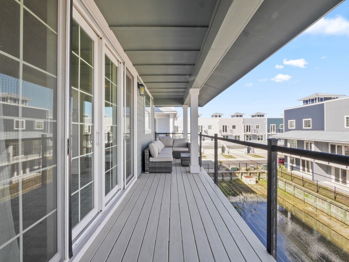Photo 13 of Cortez 17- 4 Bedroom home close to the beach and downtown