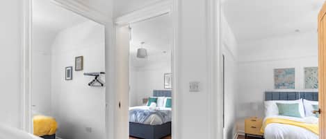 3 habitaciones, tabla de planchar con plancha y wifi gratis