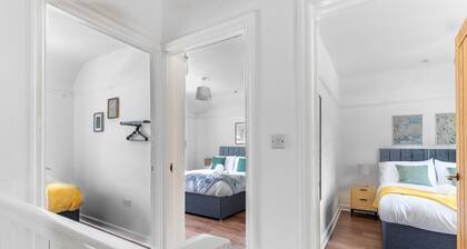 3 Bedroom, 1 Bathroom Apartment with Parking