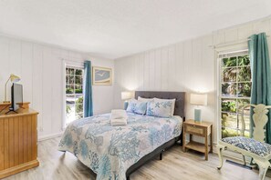 4 bedrooms, iron/ironing board, travel crib, WiFi