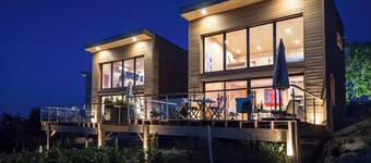 ANTOINETTE COTTAGES. COTTAGE FIZZY POP