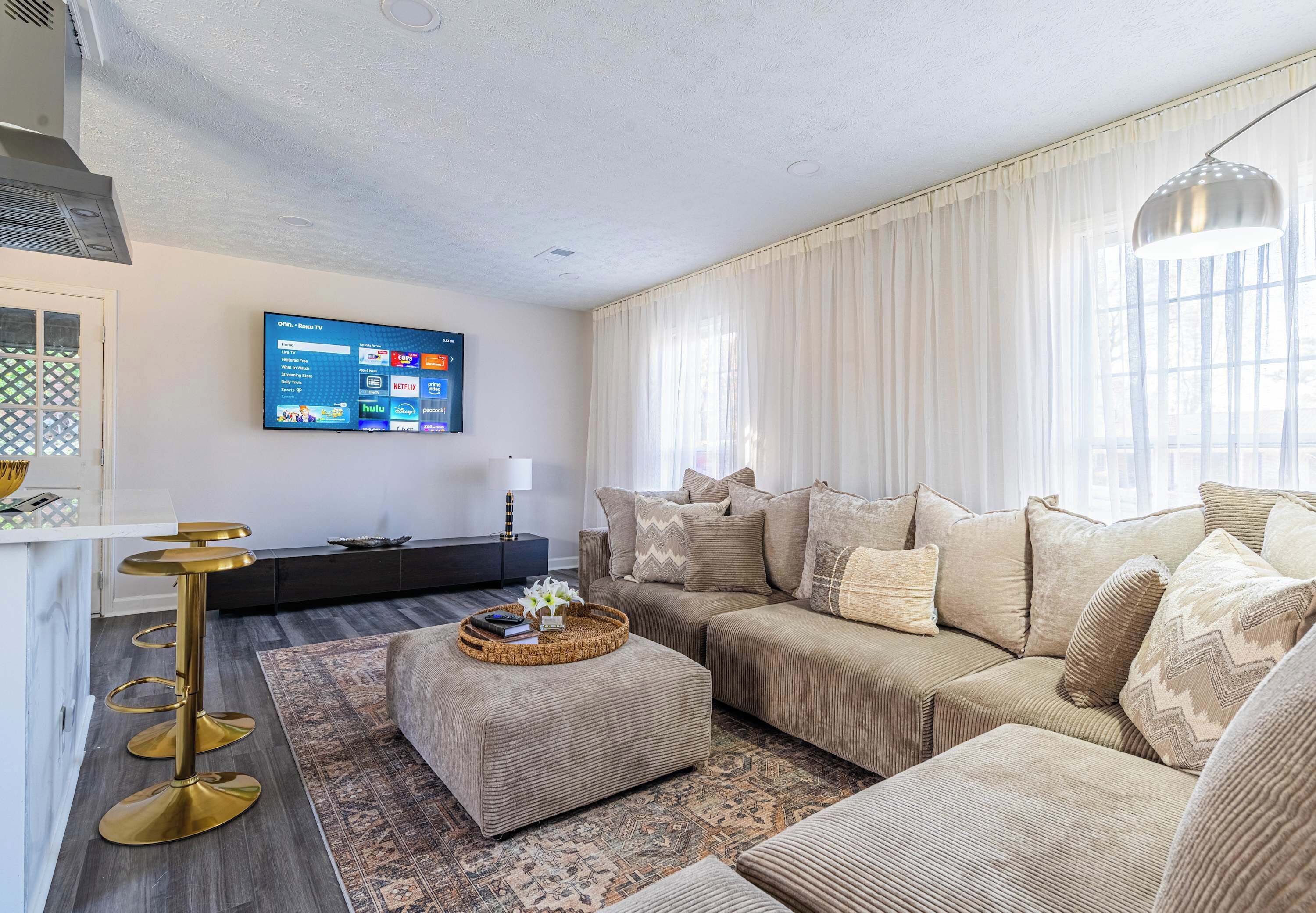 Televisión, chimenea