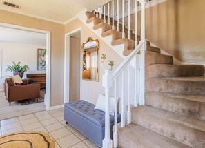 TV, fireplace, offices