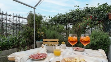 Basic Apartment | Ruang tamu